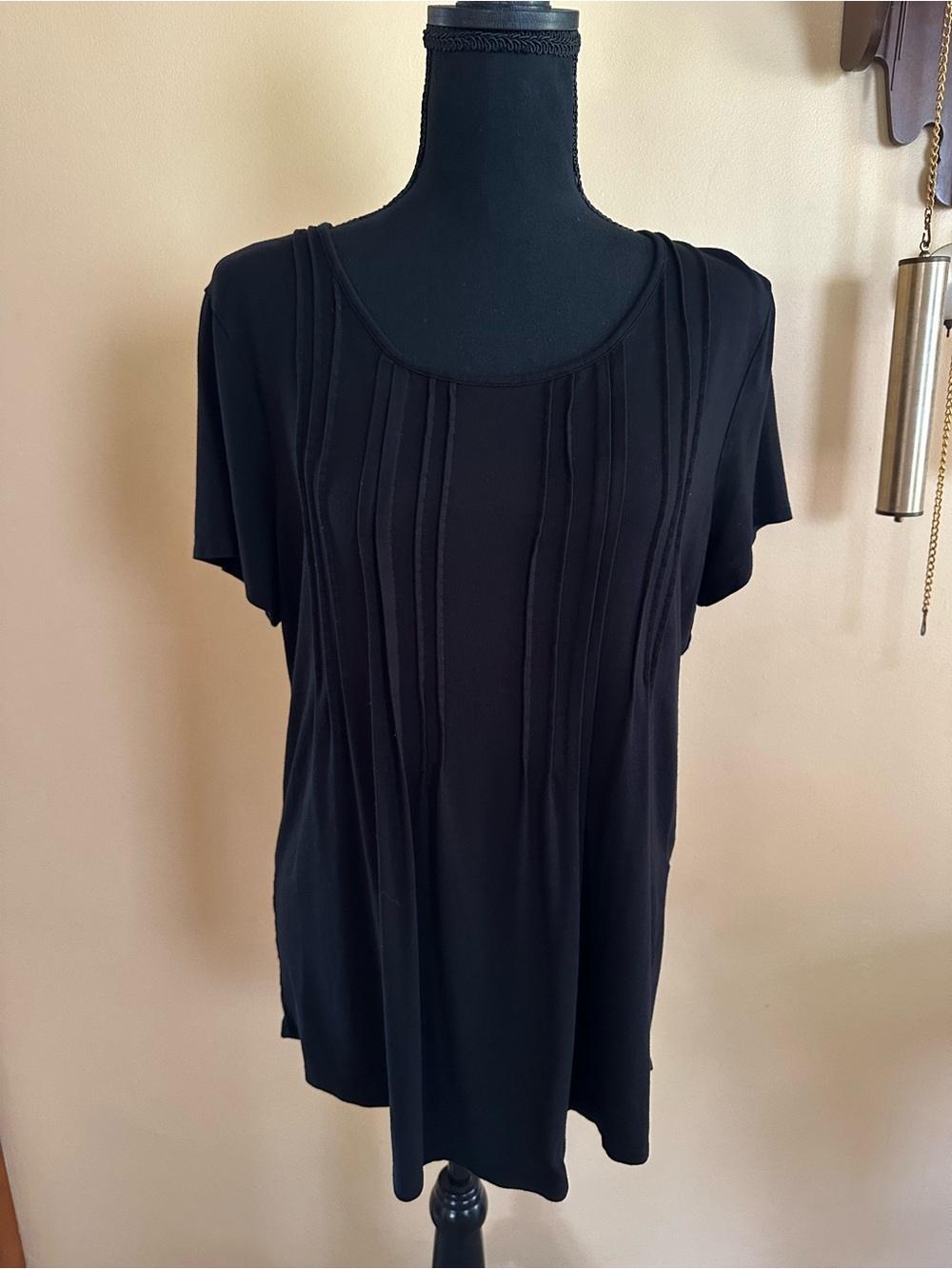 Chicos black basic women’s tunic top short sleeve size medium
